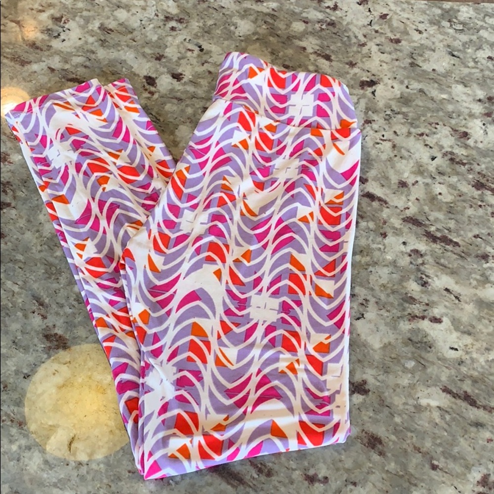 Lularoe OS purple leggings